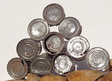 Scatolette alimenti ww1 con date e marchi