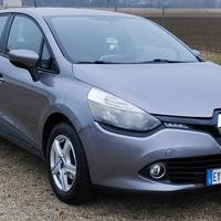 Renault Clio 1.2 75CV 5 porte Costume National