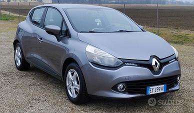 Renault Clio 1.2 75CV 5 porte Costume National