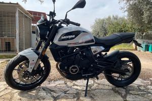 Moto Morini seiemmezzo 
