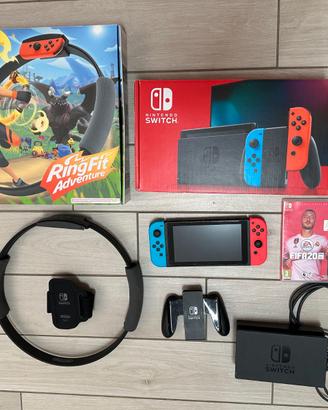Nintendo Switch + Ring Fit Adventure + FIFA 20