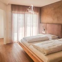 Casa a schiera con giardino e garage ad Appiano