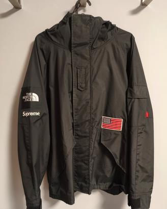 giacca supreme x the North face expedition coaches