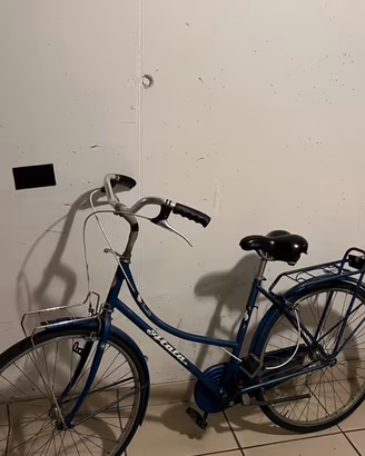bicicletta  atala blu