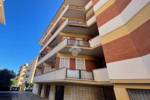 4 LOCALI A TERRACINA