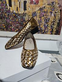 Scarpa donna con tacco altezza cm.4  - Mis.36