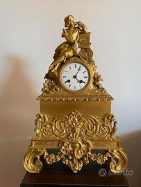 Orologio antico da tavolo in bronzo dorato – XIX s