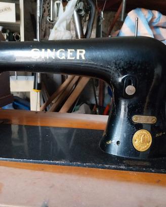 macchina per cucire SINGER