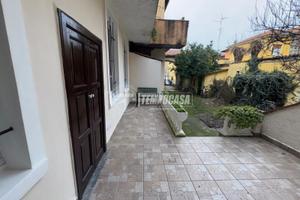 PROPONIAMO BILOCALE CENTRALISSIMO CON TERRAZZO!