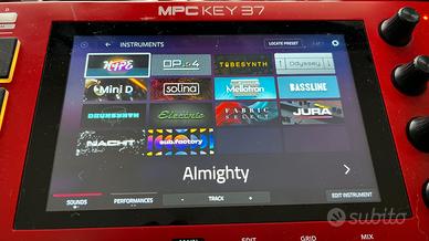 AKAI MPC Key 37 + Software Bundle