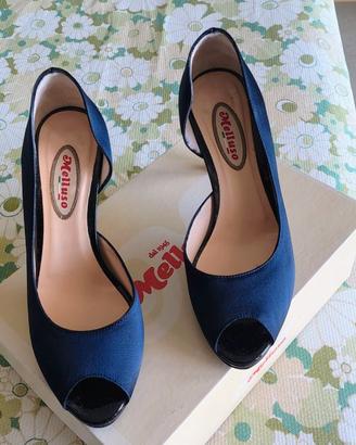 Scarpe eleganti con tacco