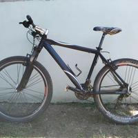 Bicicletta Mountain bike cross country 