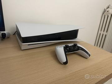 Console PS5 da 800GB + 1 controller