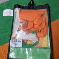 Aquilone arancione con disegno