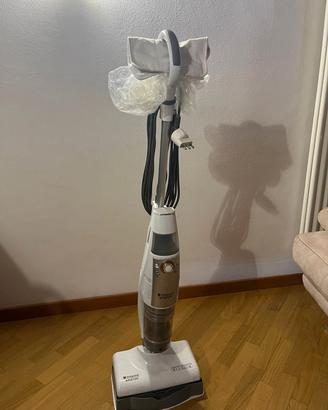 Aspirapolvere e lava pavimenti a vapore 