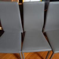 Poltrone in pelle grigie di 