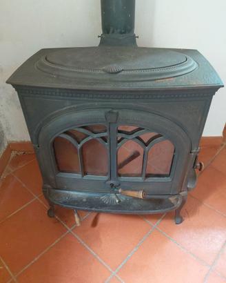 Stufa a legna Jøtul 602 in ghisa – originale