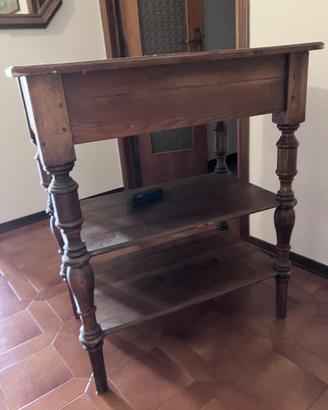 Etagere