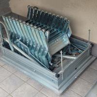 Scala retrattile con botola.