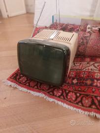 Televisore  vintage Brionvega Algol 11 anni ’60