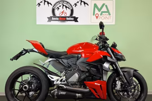 Ducati Streetfighter V2 8'000 KM garantita e finan