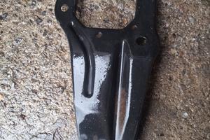 staffa  per vaschetta Ford Fiesta 2007 benzina