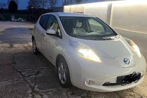 Nissan Leaf elettrica 2012