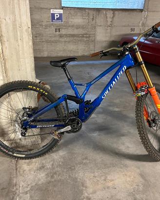 Specialized demo race