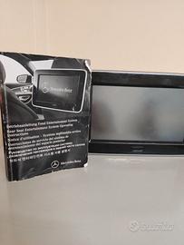 Schermo touchscreen Mercedes sistema multimediale