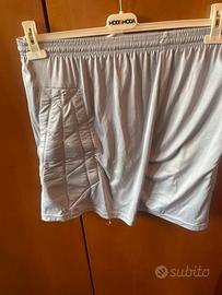 Pantaloncini portiere marca lotto