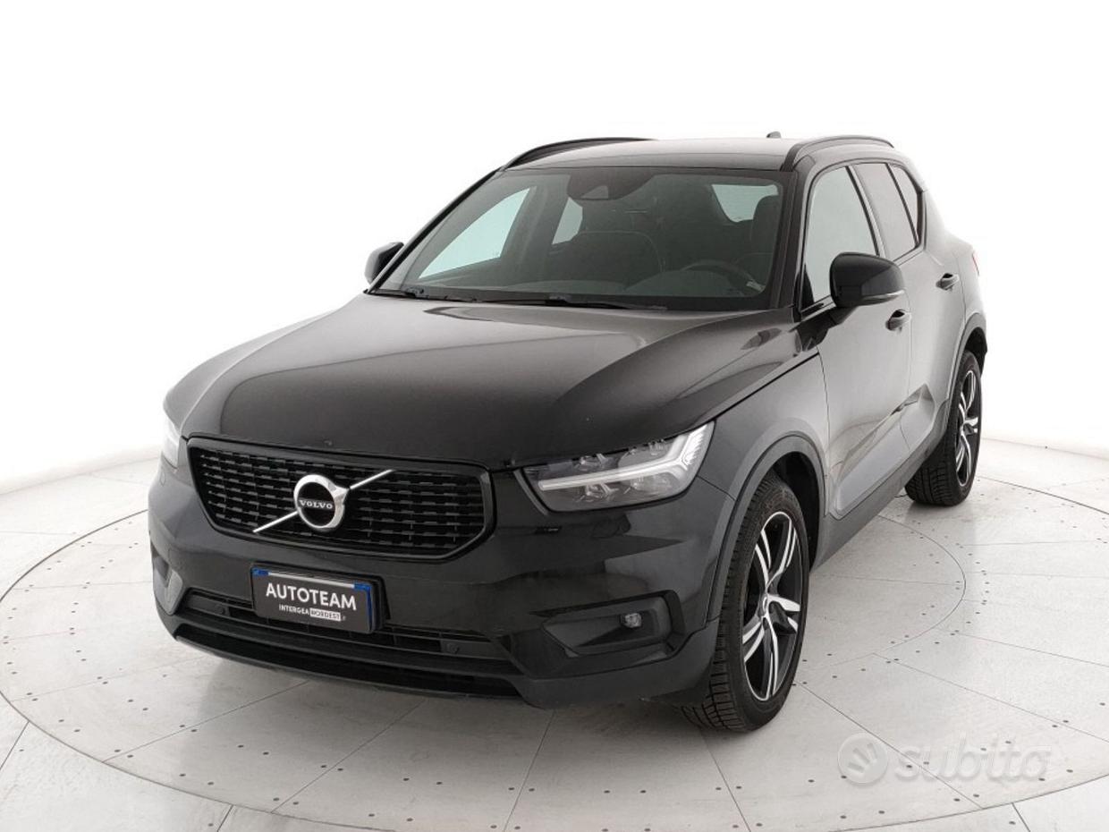 Volvo XC40 (2017-->)