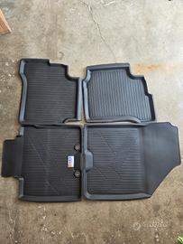 kit 4 Tappetini gomma Suzuki Swift originali