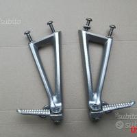 PEDANE DEL PASSEGGERO YAMAHA R6 DAL 2006 Al 2016