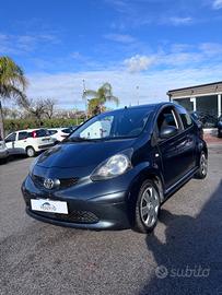 Toyota Aygo 1.0 12V VVT-i 5 porte Sol