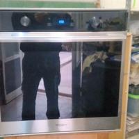 Forno elettrico ventilato Whirlpool A+60 cm