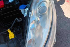 Faro proiettore ford fiesta fanale sinistro