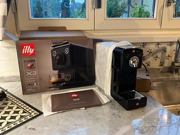 Macchina caffè Illy