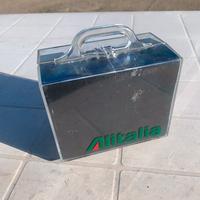 Scatola Alitalia con giochi da tavolo da collezion