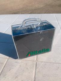 Scatola Alitalia con giochi da tavolo da collezion