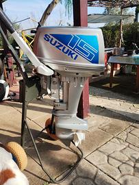 Barca motore e carrello