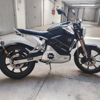 Super Soco TC Max - 2021