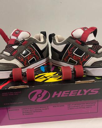 Scarpe con rotelle n.34