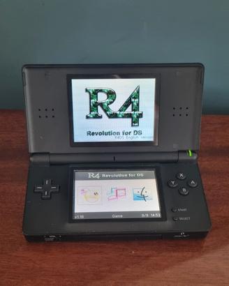 Nintendo ds lite nera con giochi 
