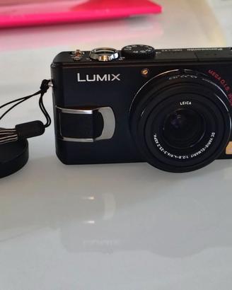 Lumix LX2