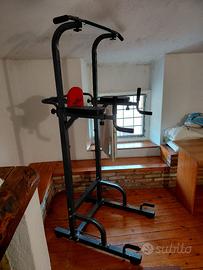 Palestra per trazioni e addominali