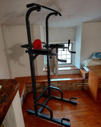 Palestra per trazioni e addominali