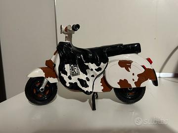 CowParade Vespa PX Tucano Urbano RARA con difetto
