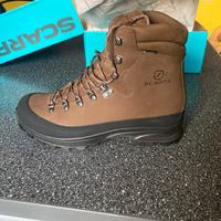 Scarpone scarpa
