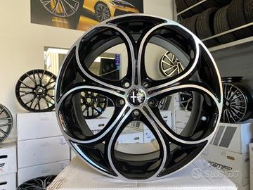 Cerchi Alfa Romeo raggio 19 NUOVI cod.83492