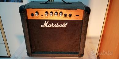 amplificatore chitarra Marshall valvestate10